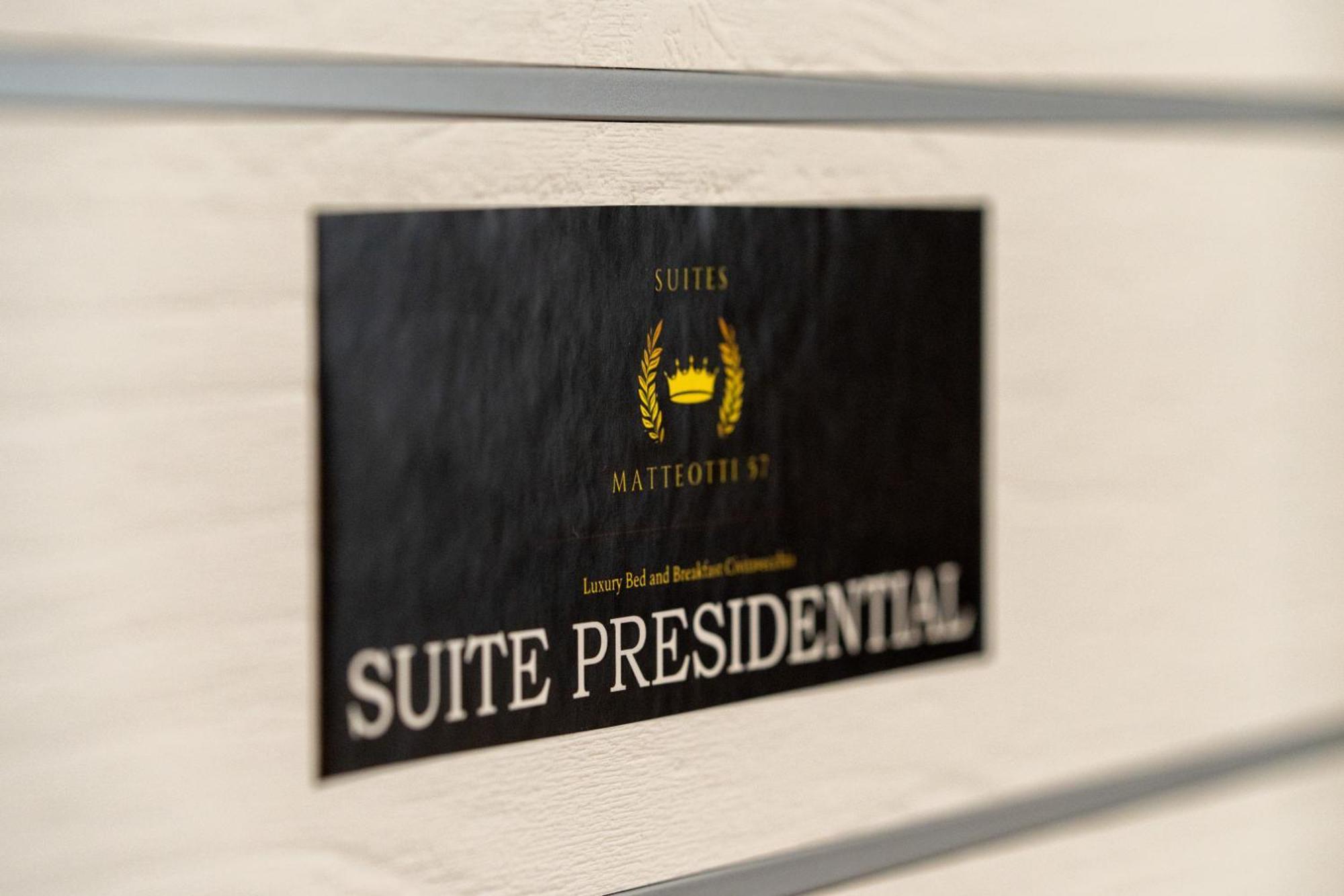 Suites Matteotti 57 Civitavecchia Exteriör bild